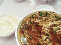 -点食坊莲花白米线