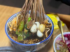 -大众跷脚牛肉馆·非遗传承单位(峨眉山店)