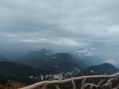 -罗田薄刀峰风景区