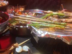 -何师烧烤Pro ·江湖川菜·小龙虾·精酿(太古里旗舰店)