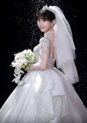 -莫兰迪婚纱摄影