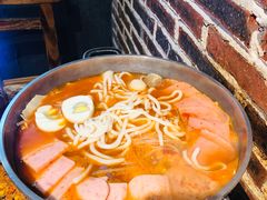 -辛明堂洞韩式芝士年糕火锅(万达店)