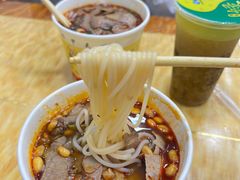 -覃肥叔桂林米粉(粮道街店)