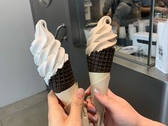 椰子味脆筒-喜茶(深圳海岸城店)