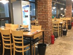 -江南猪肉商会无限续吃(弘大店)