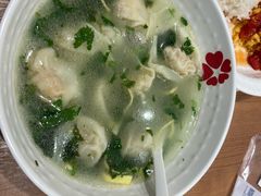 骨汤虾肉馄饨-阳阳中国饭(北京荟聚店)
