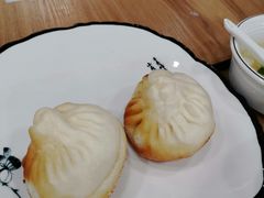 鲜肉生煎包-老苏州大客堂·苏帮菜·松鼠桂鱼·苏州传统小吃(观前街人民商场店)