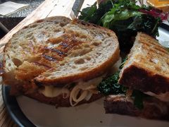 超级牛肉帕尼尼-O'mills Sourdough Bakery&Bistro(永嘉路店)