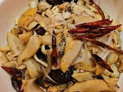 -小董哥烤串·爆汁大油边(故宫店)