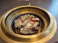 -铭牛烧肉·和牛海鲜自助(高新月牙湖店)