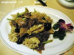 酱爆双花-汇泉王朝大饭店-旋转餐厅(南海路店)