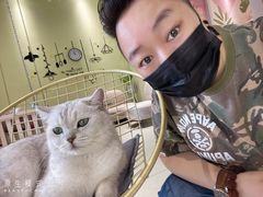 -藏猫猫咖啡主题馆(中央大道店)