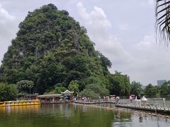 -星湖旅游景区七星岩