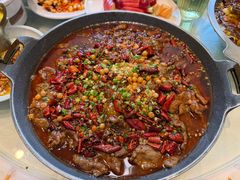 -鑫巴蜀小镇 · 水煮鱼专研店(玉桥店)