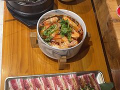 -汉城烤肉·黑金冠(华山路店)