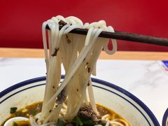 -窄巷口生烫牛肉米线(客村店)