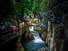 -华蓥山天意谷景区