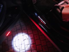 -上海星瀚奔驰4S店(长寿路店)