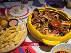 -多嘴肉蟹煲(万达店)