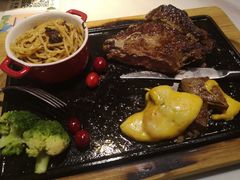 -豪客来牛排(中央花苑店)