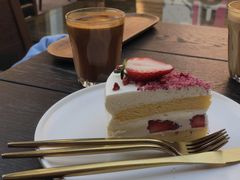草莓奶油蛋糕-大酉·M Coffee(北京美术馆店)