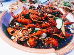 麻辣小龙虾-小鱼儿海鲜港(新村十区店)