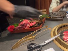-铭牛烧肉·和牛海鲜自助(高新月牙湖店)