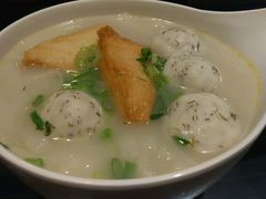 鱼蛋鱼腐河粉-翠华餐厅(湾仔店)