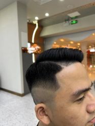 点击看大图 -苏豪路易士·嘉玛发廊