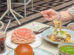 -潮一不贰·法式甜品·生日蛋糕·西式简餐(外滩店)