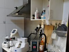 -优医视平价眼镜蔡司依视路折扣工厂店(十里堡店)