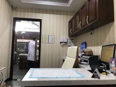 -宠爱国际动物医院·疑难骨科·心肾内科·皮肤科(太阳宫店)