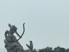 -巴陵广场