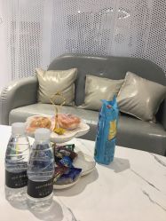 -妞妞麻吉美发沙龙