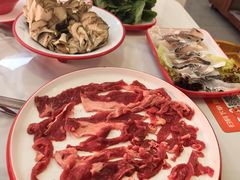 -毛辣果·贵州红酸汤牛肉火锅(西单店)