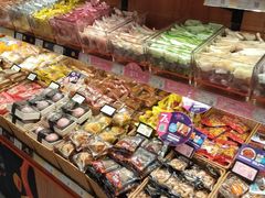 -来伊份(仙霞路五店)