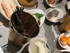 -雍容荟帝王蟹活龙虾展台自助(IFS黑金店)