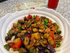 茄子肉丁小公鸡双拼拌面-文三里屯面馆(三里屯店)