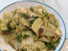 -清真·胖妈妈手抓餐厅(定西路长城宾馆店)