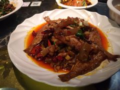 干烧耗儿鱼-舌尖上的食缘花园主题餐厅