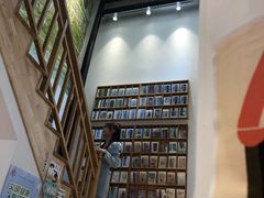 -猫的天空之城概念书店(杭州南宋御街店)