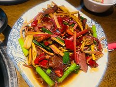 蕨菜牛干巴-阿婉贵州苗家酸汤鱼(梅林店)