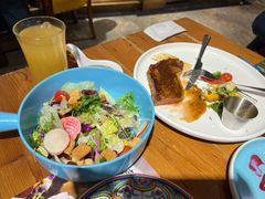 -米德维奇俄式西餐厅(西六道街店)