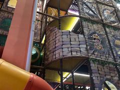 -蒙特利亲子乐园