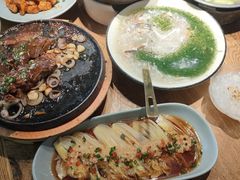 -蜜桃餐厅·伴山(湖滨商业街店)