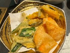 -铭牛烧肉·和牛海鲜自助(高新月牙湖店)