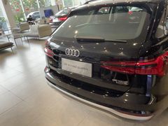 -上海永达奥诚奥迪4S店(申江路店)