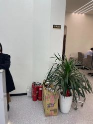 点击看大图 -环球蝶上美业连锁