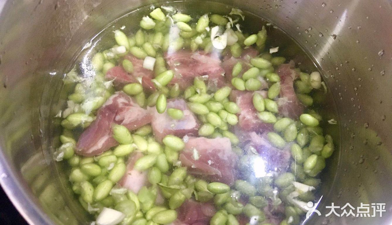 时鲜青豆是个宝，润燥消水的青豆炖排骨了解一下？
