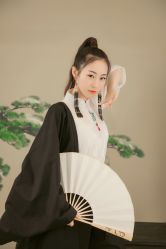 点击看大图 -盘子女人坊古装写真摄影(长春总店)